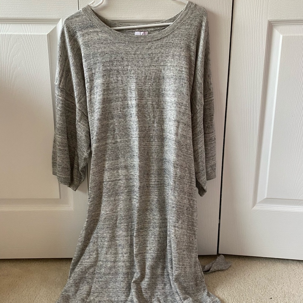 NWT “Isabel” maternity dress